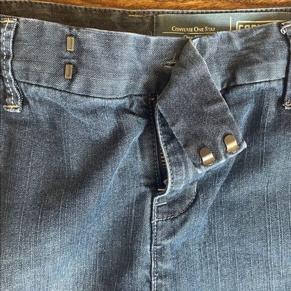 Denim Jean Mini Skirt Medium Wash Size 4 Stretch - Picture 4 of 8